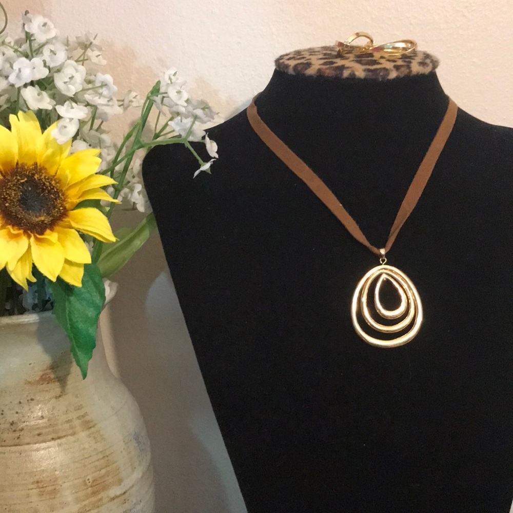 Pendant Necklace